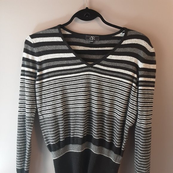 CYC Black White Grey Striped V-neck Sweater, Cotton Cashmere Blend | Med - Picture 2 of 14